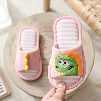 Текстилни чехли с бродерия за момчета