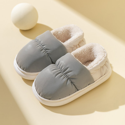 Nepremokavé papuče s teplou podšívkou pre chlapcov