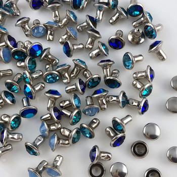 YORANYO 100 комплекта CZ++ Кристални нитове Цветни смесени нитове Сребърни шипове Кожено занаятчийско облекло Пънк шипове Fit DIY Making