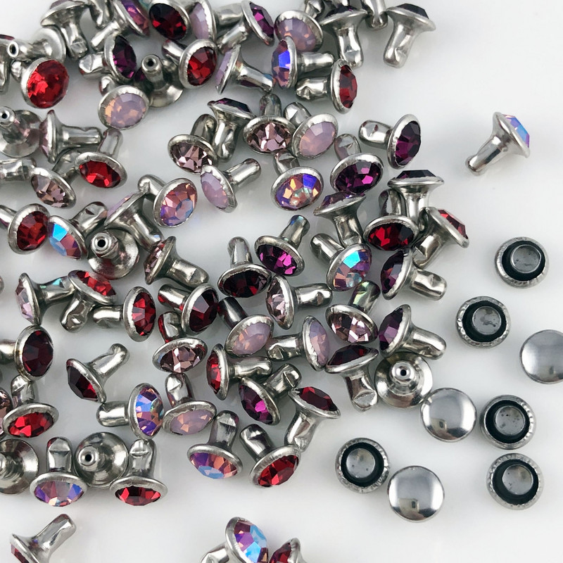 YORANYO 100 σετ CZ++ Κρυστάλλινα πριτσίνια Χρώμα Μικτά πριτσίνια Ασημένια καρφιά Δερμάτινα ένδυμα χειροτεχνίας Punk καρφιά Fit Κατασκευή DIY