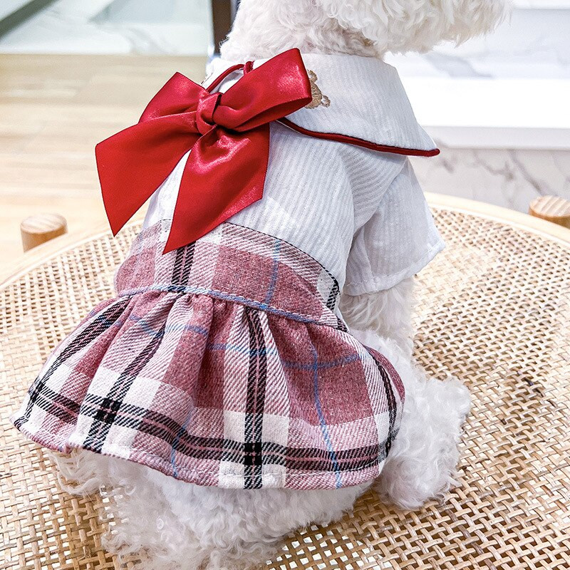 Kevadsuvi õhukesed koerariided Kolledžistiilis Paar Lemmikloomariided Väikese koera kassi riided Võrgustik Kutsikatüdrukule riietatud