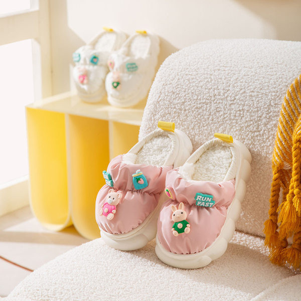 Papuci textile cu element 3D