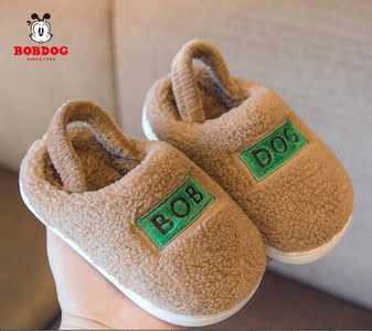 Detské papuče s výšivkou pre chlapcov