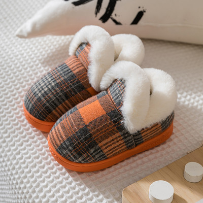 Domáce detské kockované papuče s chmýřím pre chlapcov a dievčatá
