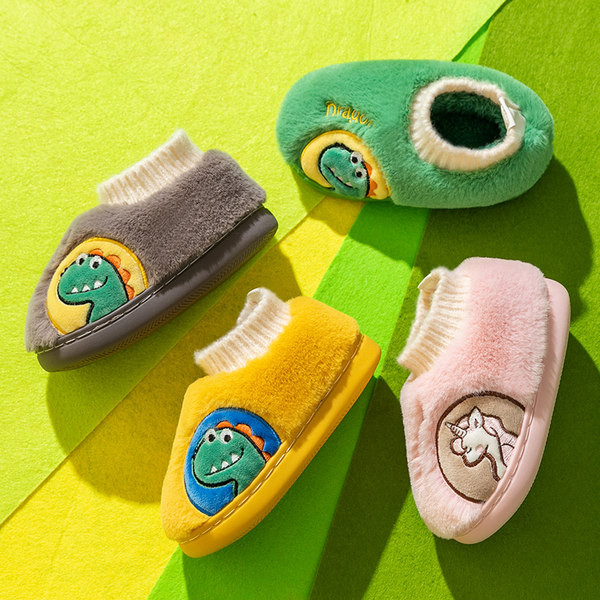 Naminės šlepetės su siuvinėjimais berniukams ir mergaitėms