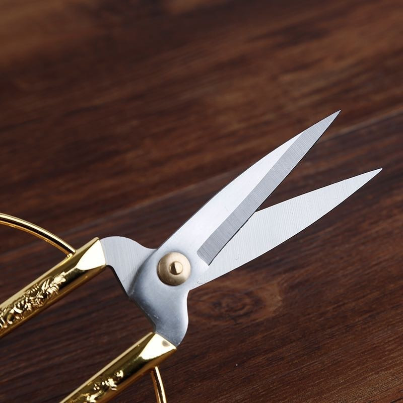 Set de 4 bucăți Foarfece ascuțite din oțel inoxidabil pentru artizanat Foarfece pentru țesături retro europene Zig Zag Instrumente de cusut Foarfece pentru punct de cruce Fire