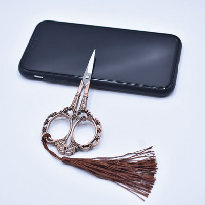 Retro žirklių rinkinys Išskirtinės vintažinės žirklės + adatos laikymo vamzdelis + yla + sriegis + antpirštis, siuvinėjimas, siuvimo žirklės, siuvimo reikmenys