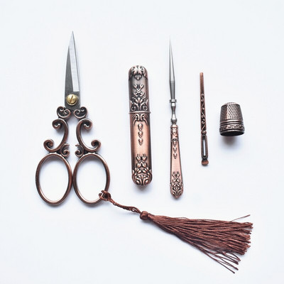 Retro žirklių rinkinys Išskirtinės vintažinės žirklės + adatos laikymo vamzdelis + yla + sriegis + antpirštis, siuvinėjimas, siuvimo žirklės, siuvimo reikmenys