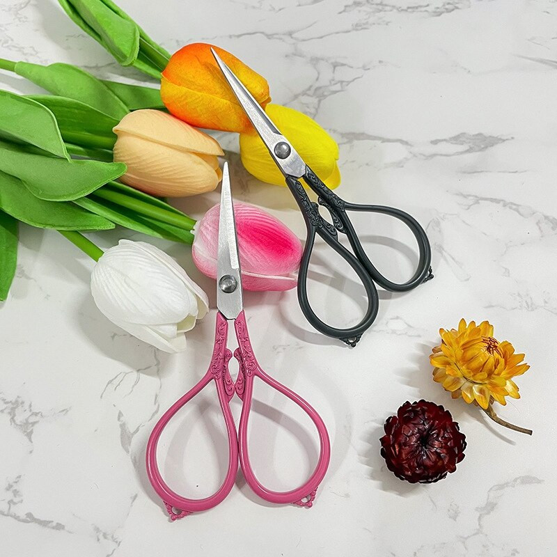 Freză de cusut retro Foarfece de epocă Broderie țesătură cu punct de cruce Mic pentru îngrijire aur roz, cusături, fire, foarfece