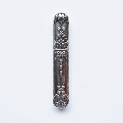 Retro sada nožníc Vintage nožnice Úložná trubica na ihly Šidlo Navliekač nite Náprstok Vyšívacie nite Krajčírske nožnice Šijacie nástroje DIY