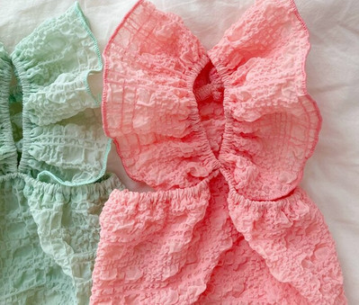 MPK uue seeria koerte suve õhukesed lemmikloomad väikesed kutsikad koerte riided saadaval kolmes värvitoonis