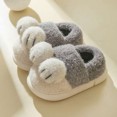 Detské plyšové papučky s 3D prvkom