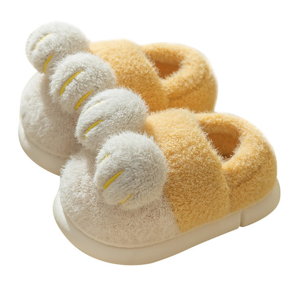 Detské plyšové papučky s 3D prvkom