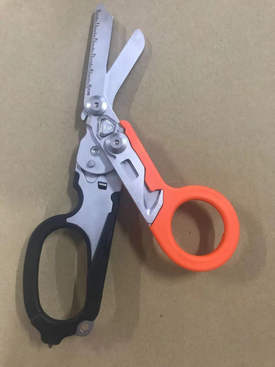 Daugiafunkcinės „Raptors“ avarinio reagavimo žirklės su juostelių pjaustytuvu ir stiklo daužikliu sulankstomos replės saugos plaktuko rankiniai įrankiai