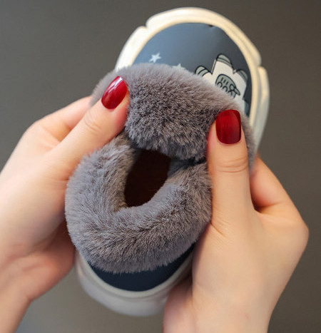 Domaće dječje papuče s puhom podstavom