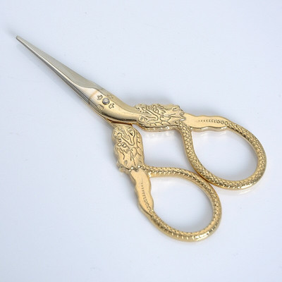 Čínsky dizajn 12 zverokruhu Zlaté retro nožnice Šijacie nástroje z nehrdzavejúcej ocele Remeselné nožnice na šitie krížikového stehu Priadza