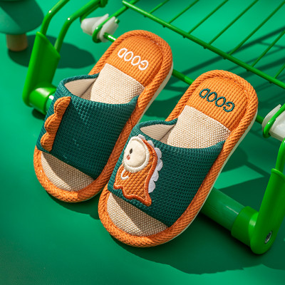 Nový model detských papúč s výšivkou pre chlapcov aj dievčatá