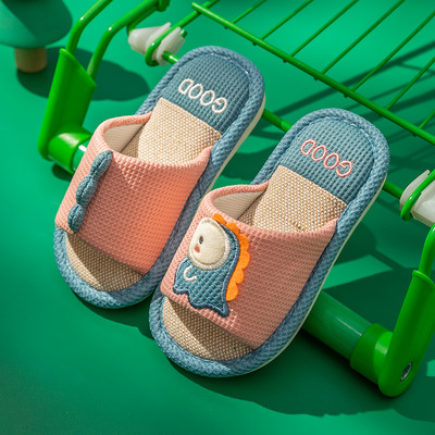 Nový model detských papúč s výšivkou pre chlapcov aj dievčatá