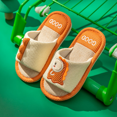 Nový model detských papúč s výšivkou pre chlapcov aj dievčatá