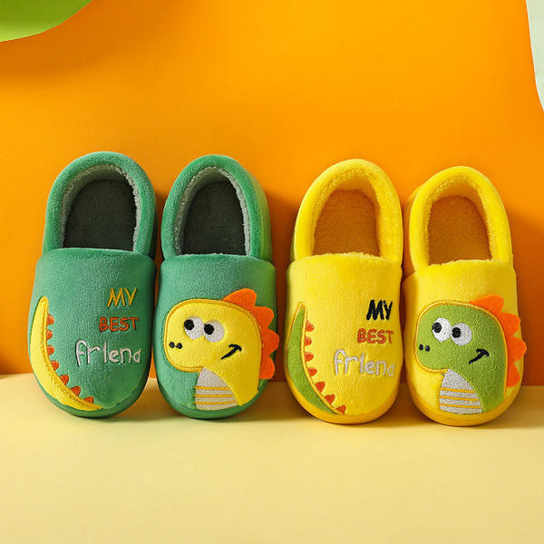 Papuci de casa cu broderie pentru baieti si fete