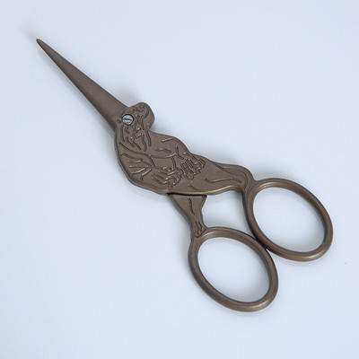 Käsitsi valmistatud DIY õmblustarbed ja -tarvikud Ristpistes käärid Lõng Siksakäärid Kangakäärid Roostevabast terasest käsitöökäärid