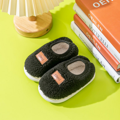 Papuci de puf pentru copii cu logo