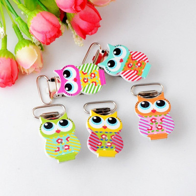 Besplatna dostava 5 kom. Stezaljke za dudu za bebu Drveni crtani uzorak mješovitih boja Slatke kopče za dudu za dojenčad F0855-F0869