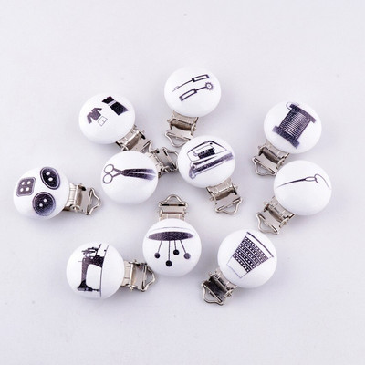 Livrare gratuită 5 bucăți agrafe pentru suzetă pentru bebeluși model suporturi din metal din lemn drăguț accesorii pentru suzetă pentru copii 4,4 x 2,9 cm