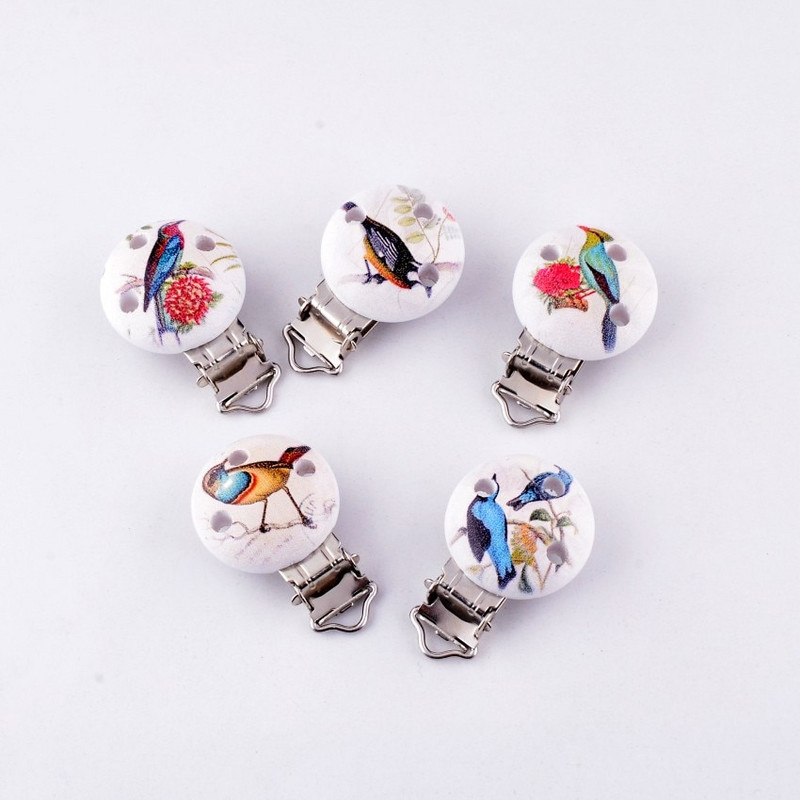 Livrare gratuită 5 bucăți agrafe pentru suzetă pentru bebeluși model suporturi din metal din lemn drăguț accesorii pentru suzetă pentru copii 4,4 x 2,9 cm