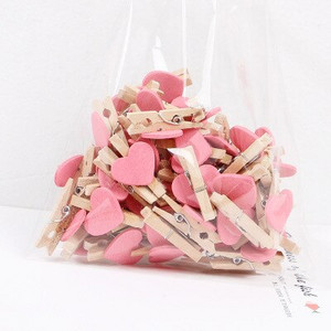 50 ks/sada nových 3 cm mini farebných drevených sponiek s láskou, jarných drevených sponiek na fotografie, sponiek na obliečky, DTY štipcov na bielizeň, remeselných dekorácií, sponiek na kolíky.