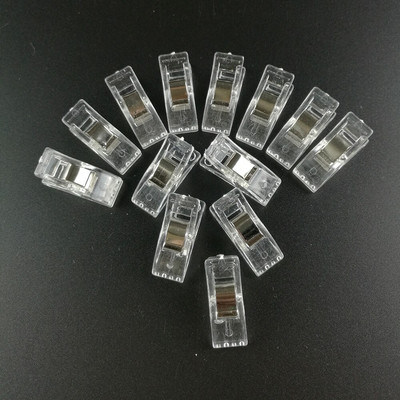 50 ks/balenie klipov, plastových klipov na šitie, pevných klipov na patchwork, remeslá, priehľadných prešívaných prešívaných prikrývok, patchworkových klipov, kovových klipov na odevy.