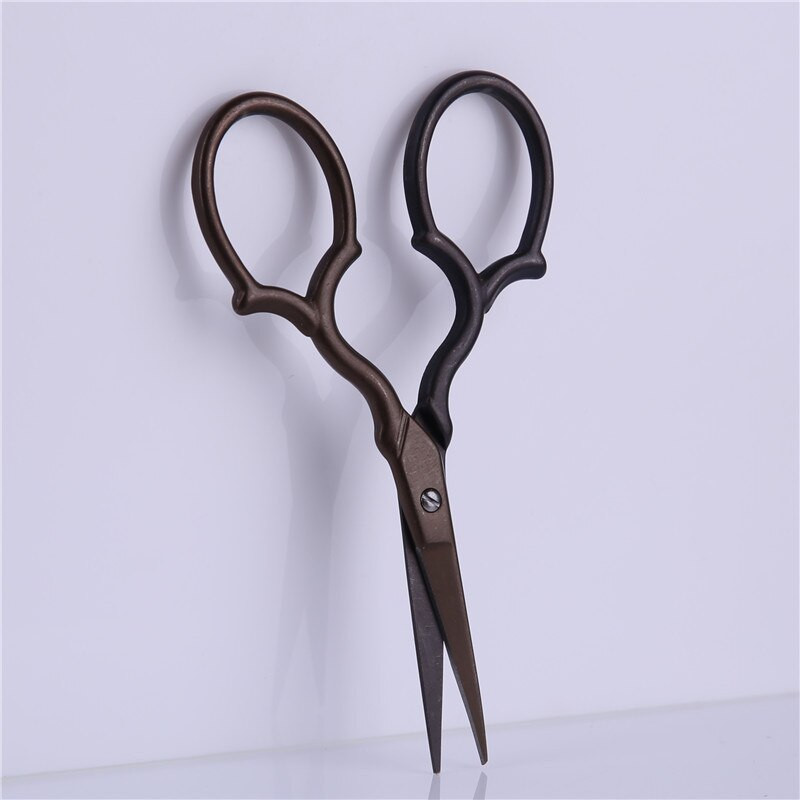 Vintage nožnice Starožitné retro nožnice Nožnice na vyšívanie a šitie Nožnice na látkové vyšívanie Nožnice na krížikovú výšivku Krajčírske nožnice