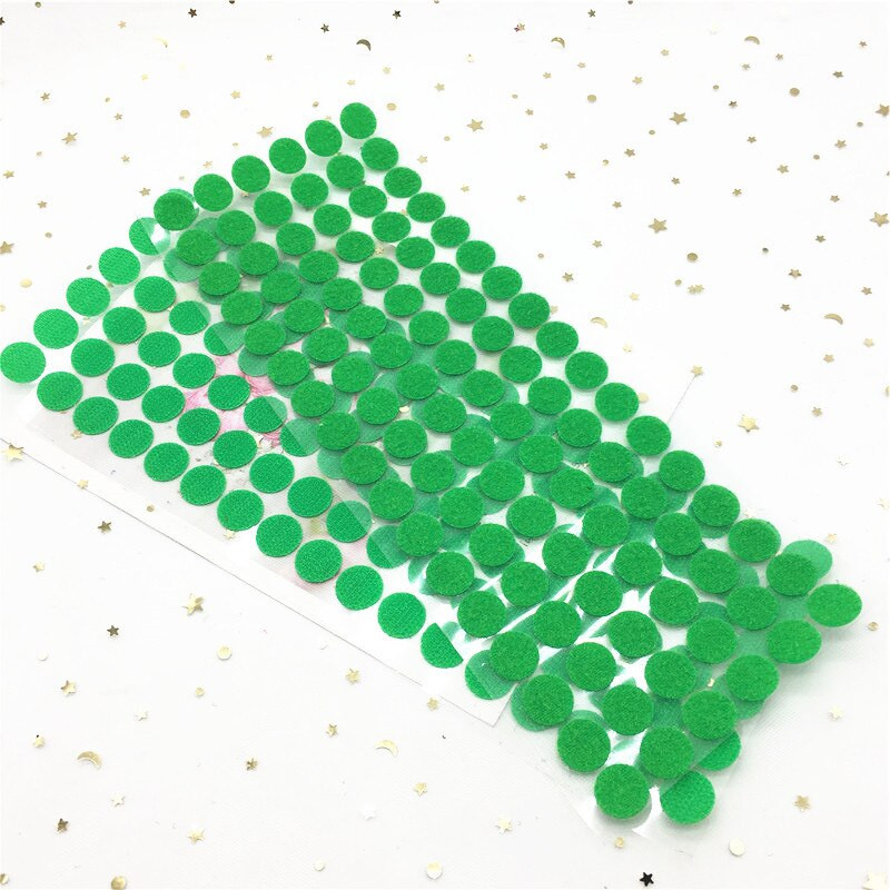 15 mm 102 perechi Bandă de fixare autoadezivă Bandă cu cârlig și buclă Autocolant rotund Alb Negru Monede rotunde Adeziv cu puncte puternice de lipici