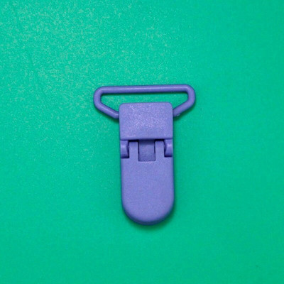 Sutoyuen 30 tk plastist luti klambrid / rippuvad klambrid haardehammastega beebi mannekeeni luti hoidiku klambrile