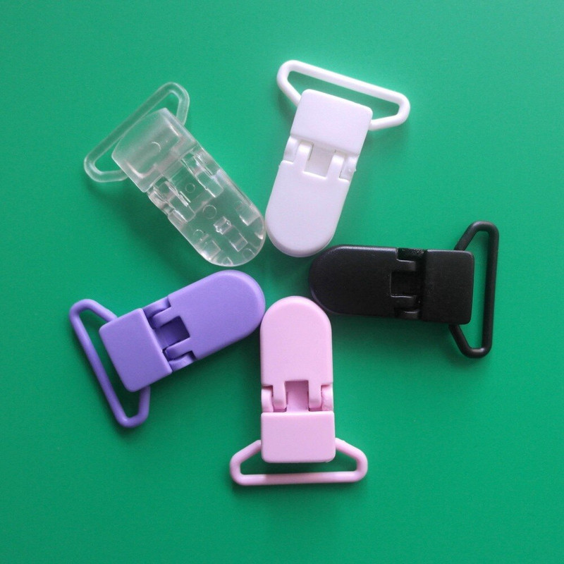 Sutoyuen 30 tk plastist luti klambrid / rippuvad klambrid haardehammastega beebi mannekeeni luti hoidiku klambrile