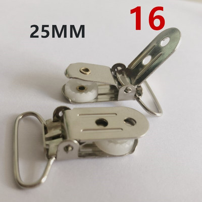 Kovové traky Paci, klipy na cumlík, detské cumlíky, spony, retiazkové príslušenstvo, plastový háčik, 30 ks