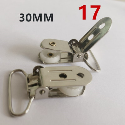 Kovové traky Paci, klipy na cumlík, detské cumlíky, spony, retiazkové príslušenstvo, plastový háčik, 30 ks