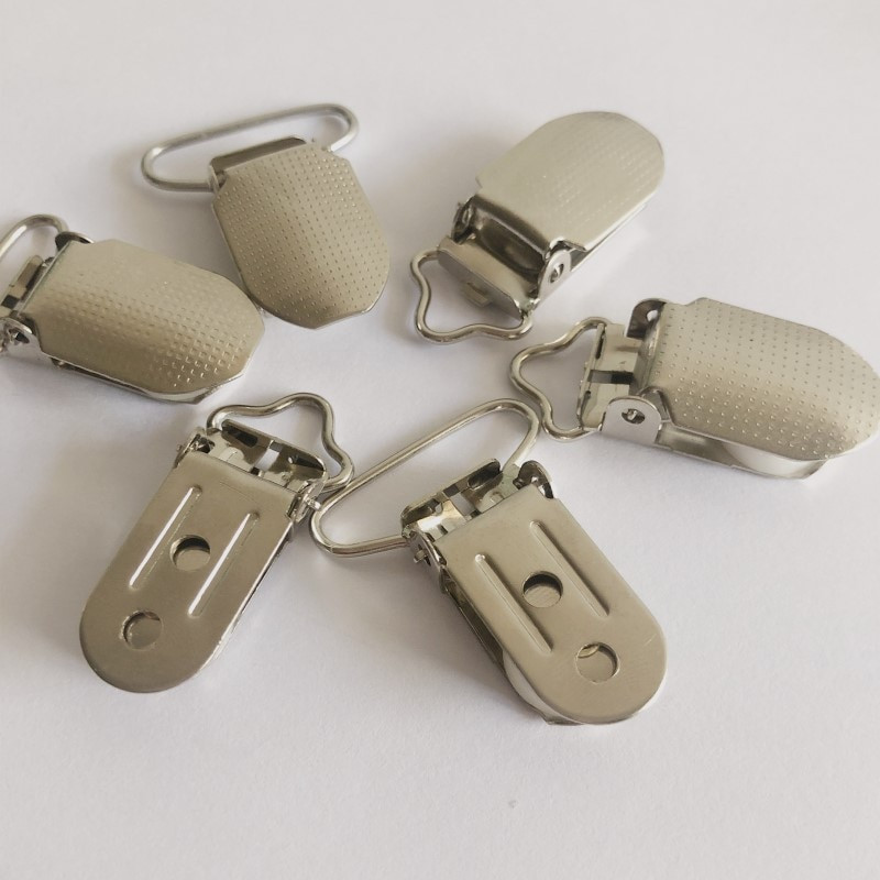 Kovové traky Paci, klipy na cumlík, detské cumlíky, spony, retiazkové príslušenstvo, plastový háčik, 30 ks