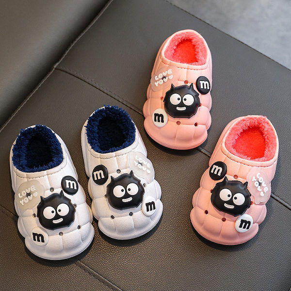 Zimske papuče s aplikacijom