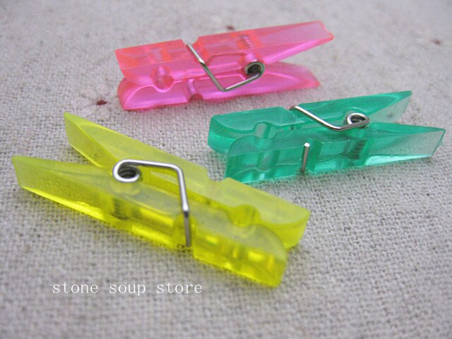30 ks viacfarebných priesvitných štipcov na bielizeň, fotografický papier, štipce na bielizeň, vešiaky na bielizeň, ozdobné spony, príslušenstvo 35 mm