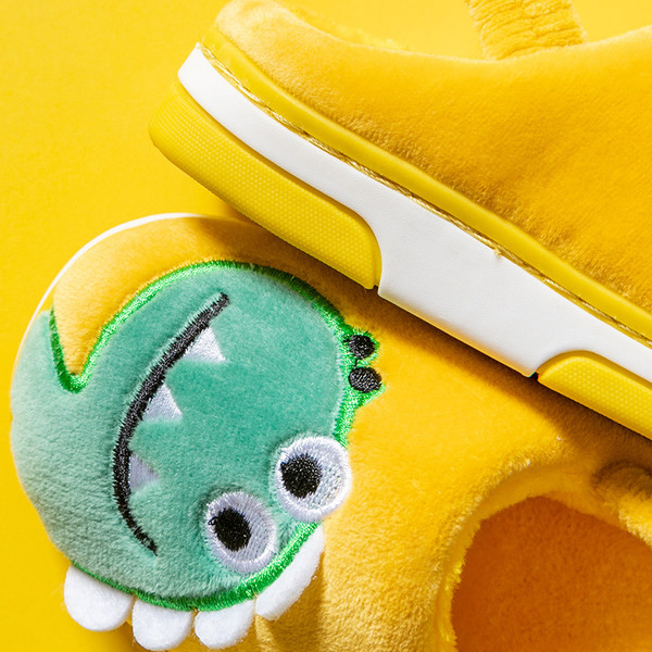 Naminės vaikiškos šlepetės su siuvinėjimais berniukams ir mergaitėms