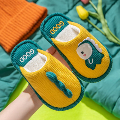 Papuci de iarna cu aplicatie