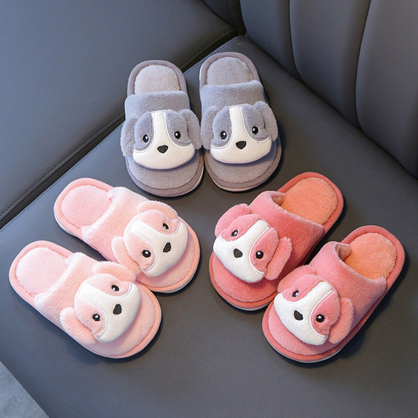 Domáce zimné papuče s animáciou