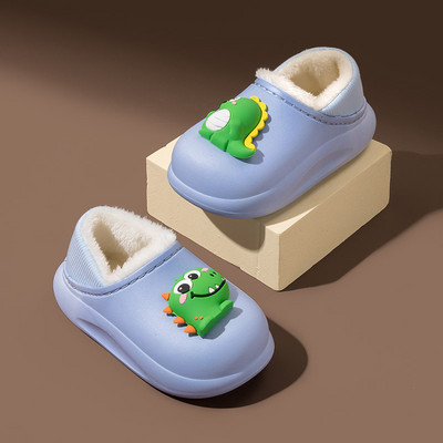 Kummist sussid ja 3D aplikatsiooniga sussid poistele