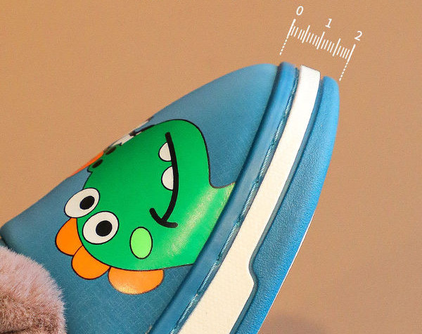 Vaikiškos neperšlampamos medvilninės šlepetės Mergaitėms rudeninis ir žieminis kūdikio krepšys kulnas kambarys namas vaikiškas pūkuotas dinozauras medvilniniai batai vyriški