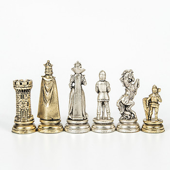 Фигури за шах \'\'Камелот\'\', Метални, Сребрист/Златист