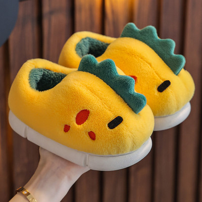 Papuci de casă pentru copii cu element 3D