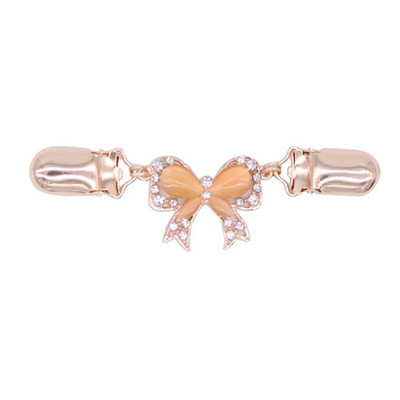 Guler de cămașă retro Clip de rață Agrafe pentru eșarfă de iarnă Accesorii pentru farmece Femei Vintage Cardigan Pulover Bluză Pin șal Broșă Clips