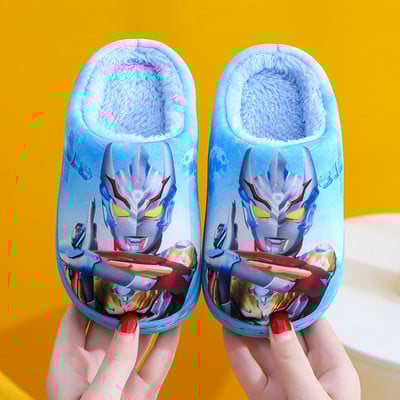 Papuče pre chlapcov s farebnou potlačou