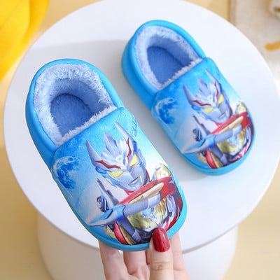 Papuče pre chlapcov s farebnou potlačou